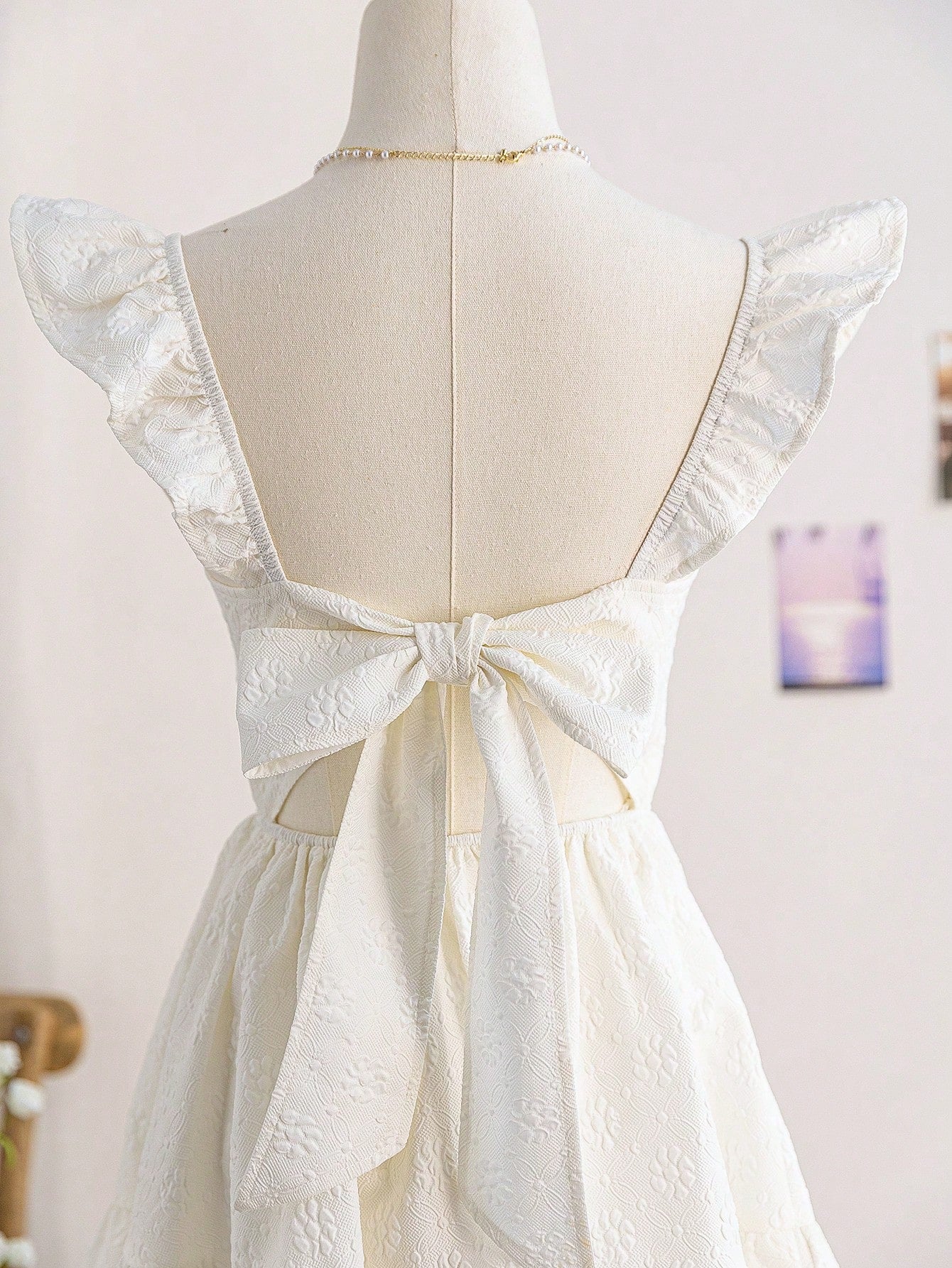 Soleia Women's White Elegant Floral Jacquard Summer Mini Dress With Cap Sleeve,Open Back,Bowknot Design For Tea Party,Vacation,Graduation,Backless Dress