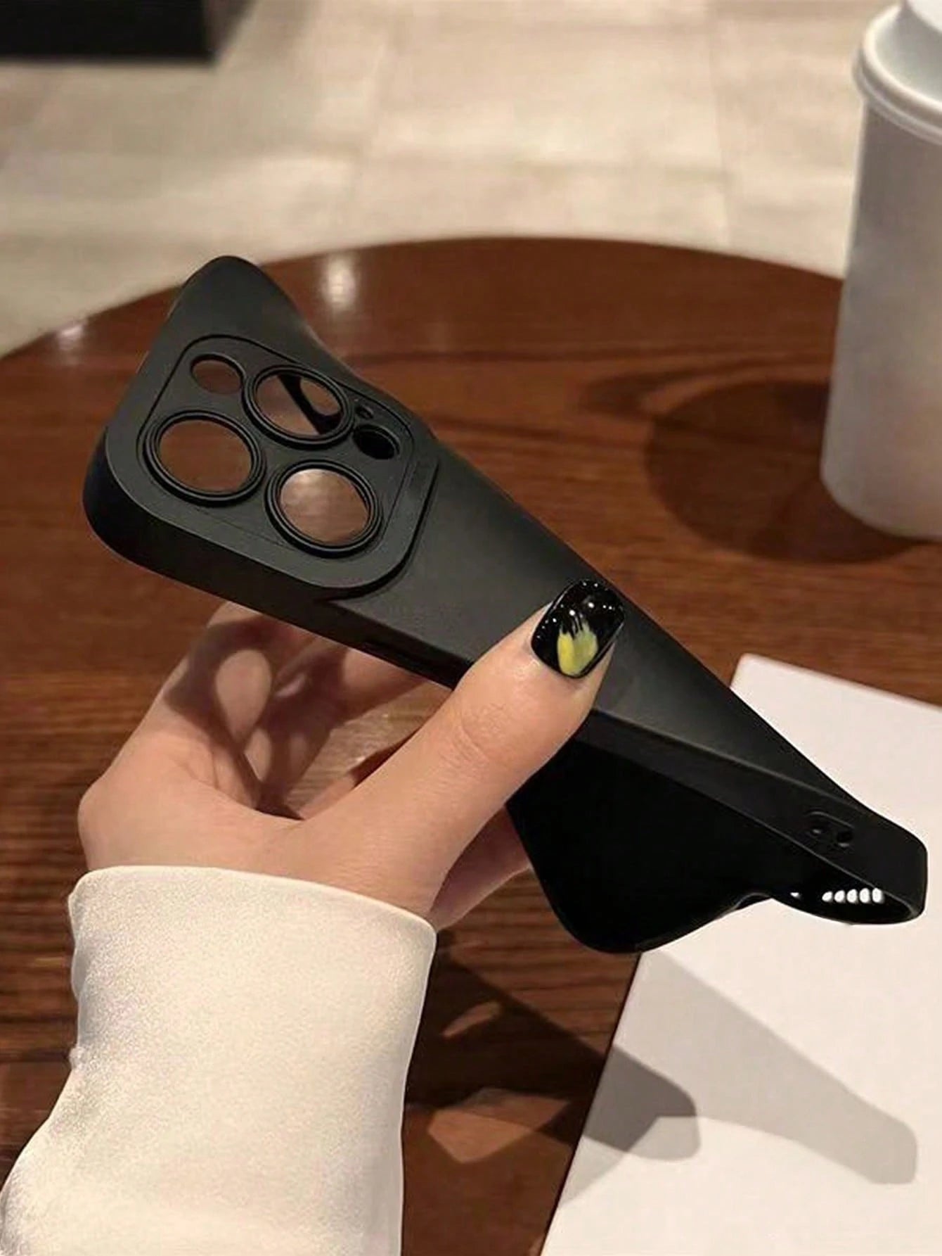 Solid Color Silicone Shockproof 1pc Angel Eye Full Coverage Shock-Resistant Silicone Phone Case Compatible With IPhone 16/15 Pro Max/14/13/11, Compatible With Galaxy, Compatible With Vivo, Compatible