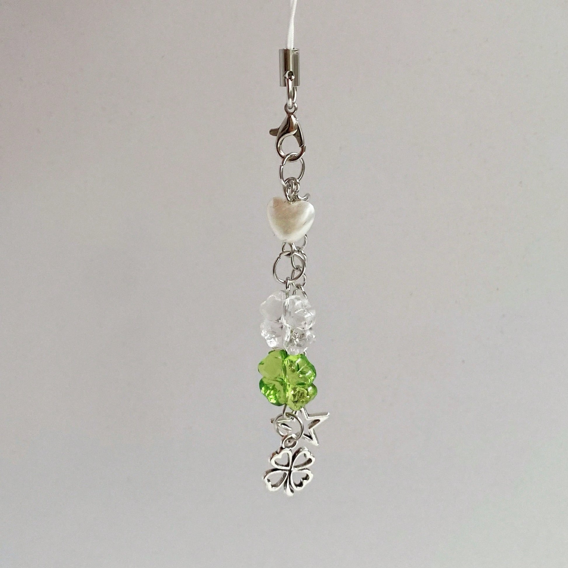 Spring New Y2K Chic Transparent Green Acrylic Clover, Metal Clover, Beaded Heart, Pentagram Chain, Phone Strap/Charm, Creative Design Gifts For Mother, Family, Friends, Birthday, Holiday Phone Charm
