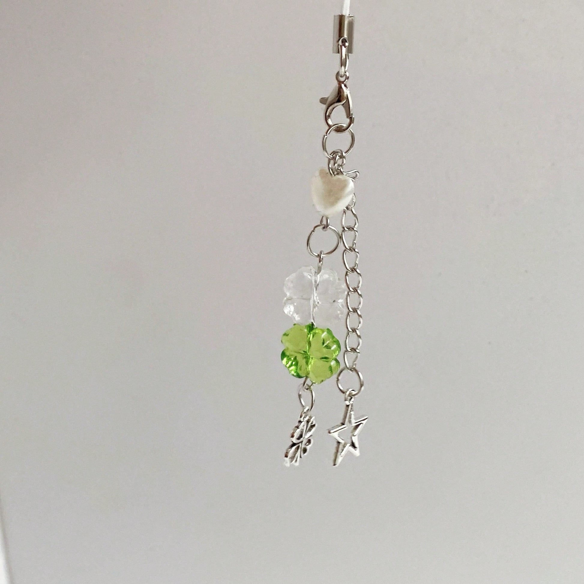 Spring New Y2K Chic Transparent Green Acrylic Clover, Metal Clover, Beaded Heart, Pentagram Chain, Phone Strap/Charm, Creative Design Gifts For Mother, Family, Friends, Birthday, Holiday Phone Charm