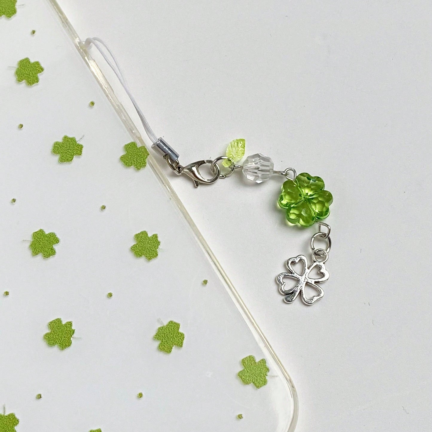 Spring New Y2K Chic Transparent Green Acrylic Clover, Metal Clover, Beaded Heart, Pentagram Chain, Phone Strap/Charm, Creative Design Gifts For Mother, Family, Friends, Birthday, Holiday Phone Charm
