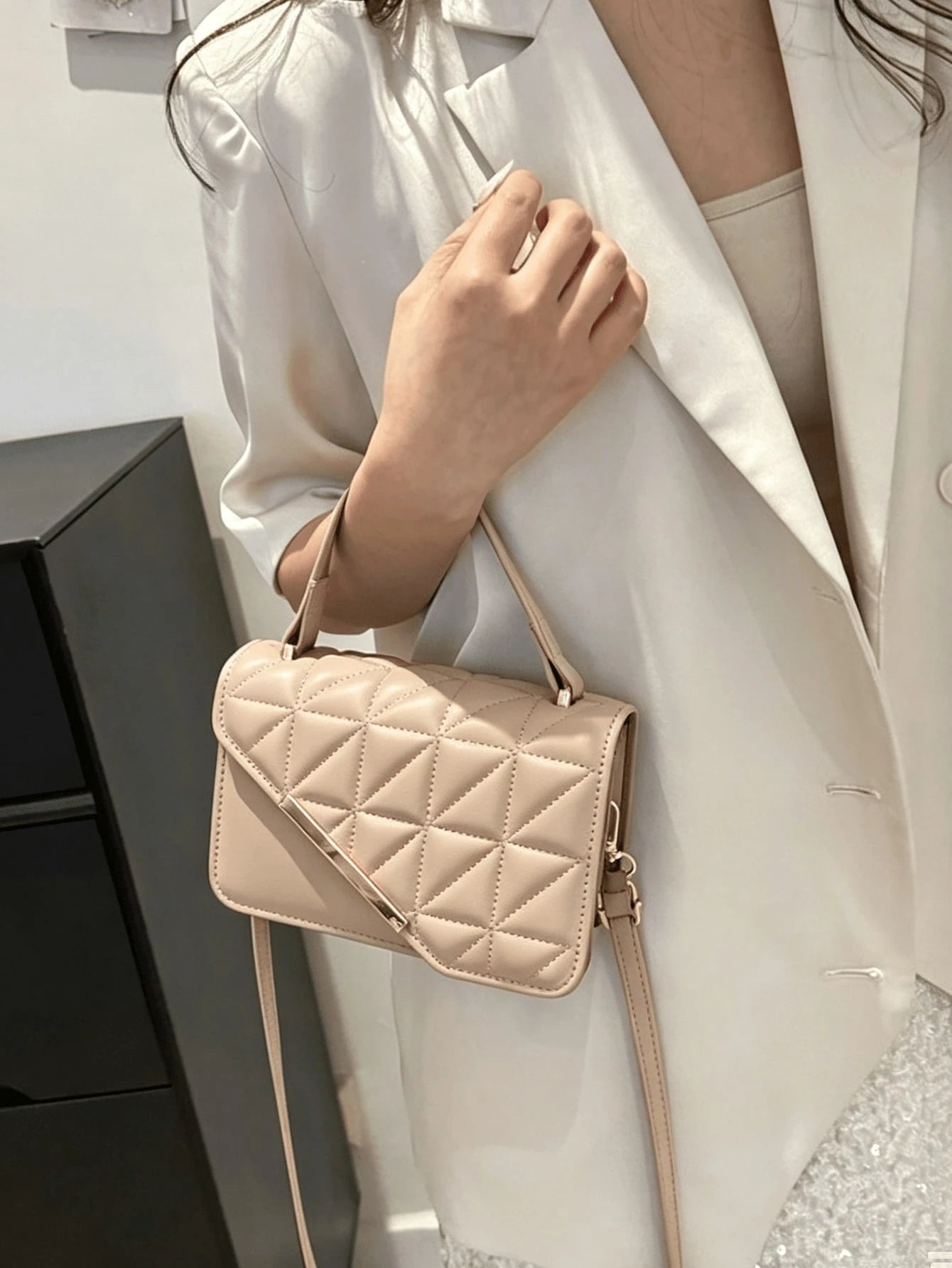 Square Crossbody Bag, Diamond Pattern Stitching And Thread Decoration, Sturdy Design Shoulder Bag, Wandering And Weekend Handbag