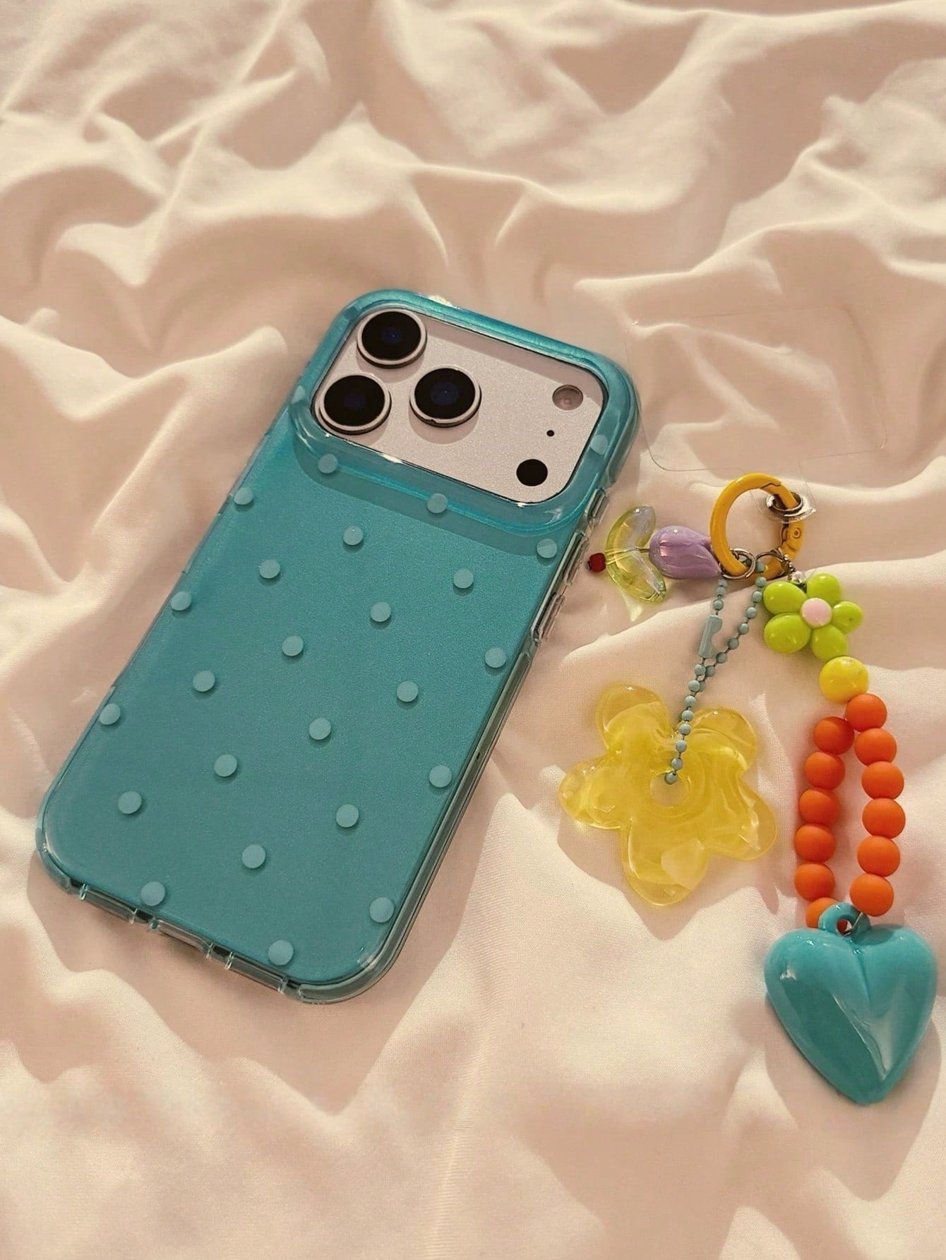 Summer Minimalist Lake Green Polka Dot Phone Case For IPhone 17 Pro Max, New 17 Series, 16 Pro, Creative & Elegant Women's 15/14/16 Pro Max Silicone Protective Cover With Chain