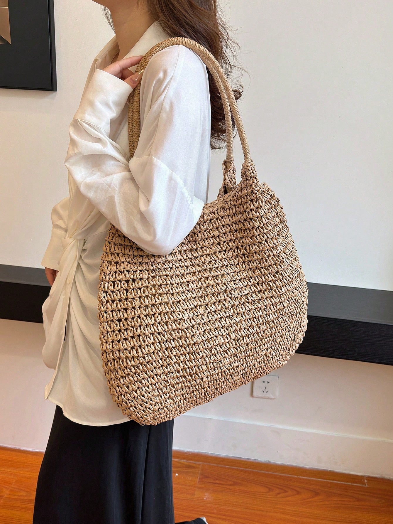 Summer Popular Straw Woven Tote Large Bag Women's New Style Beach Vacation Straw Woven Bag Large Capacity Shoulder Bag Handbag