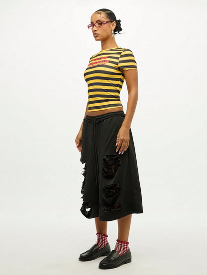 SUMWON WOMEN Retro Style Striped Crop T-Shirt With Hotline Text Print New York City Statement Fitted Short Sleeve Top Y2K Fashion Streetwear
