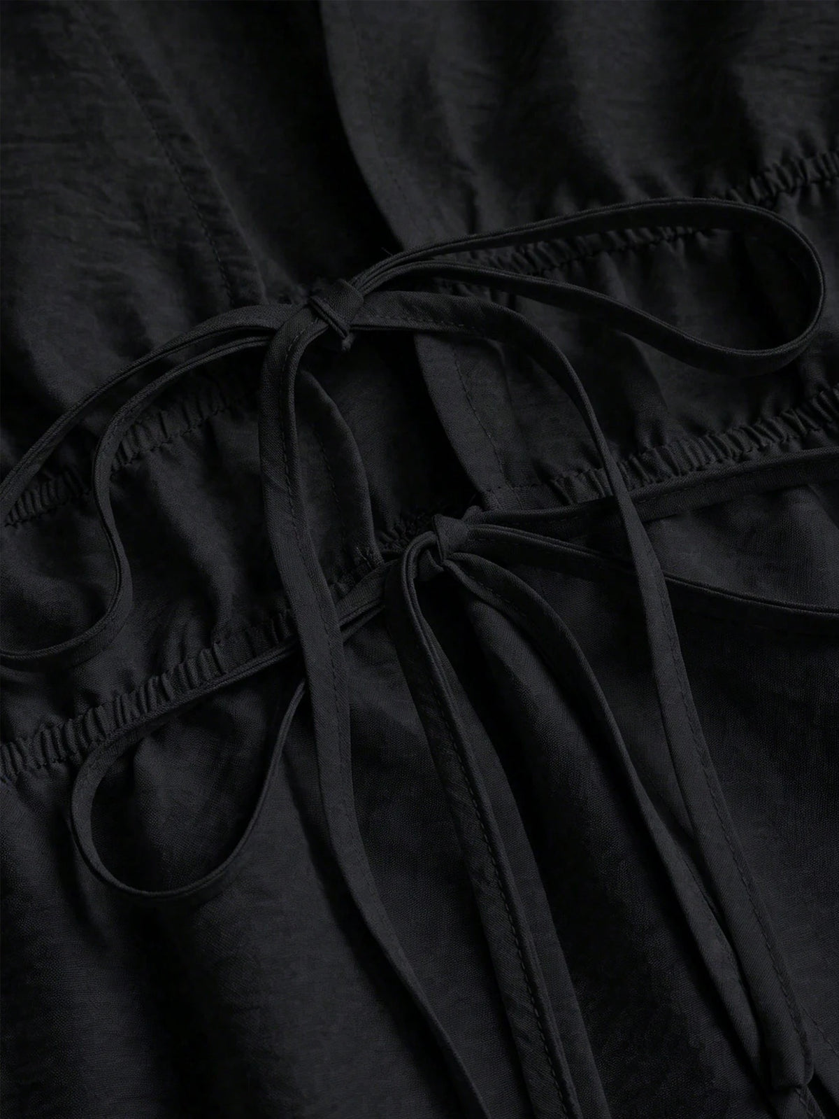 Sweetra Women's Solid Color Deep V-Neck Pleated Casual Versatile Daily Wear Top