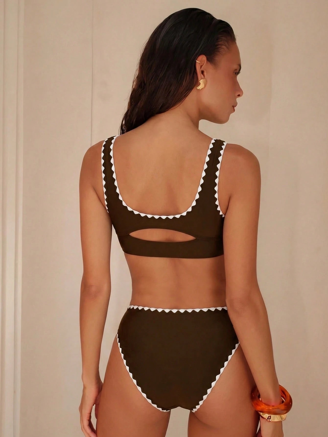 Swim Basics Women's Summer Beach Solid Color Shell Trim Thick Strap Front Ruched Hollow Back Bikini Top And Shorts Casual Vacation Swimwear Set