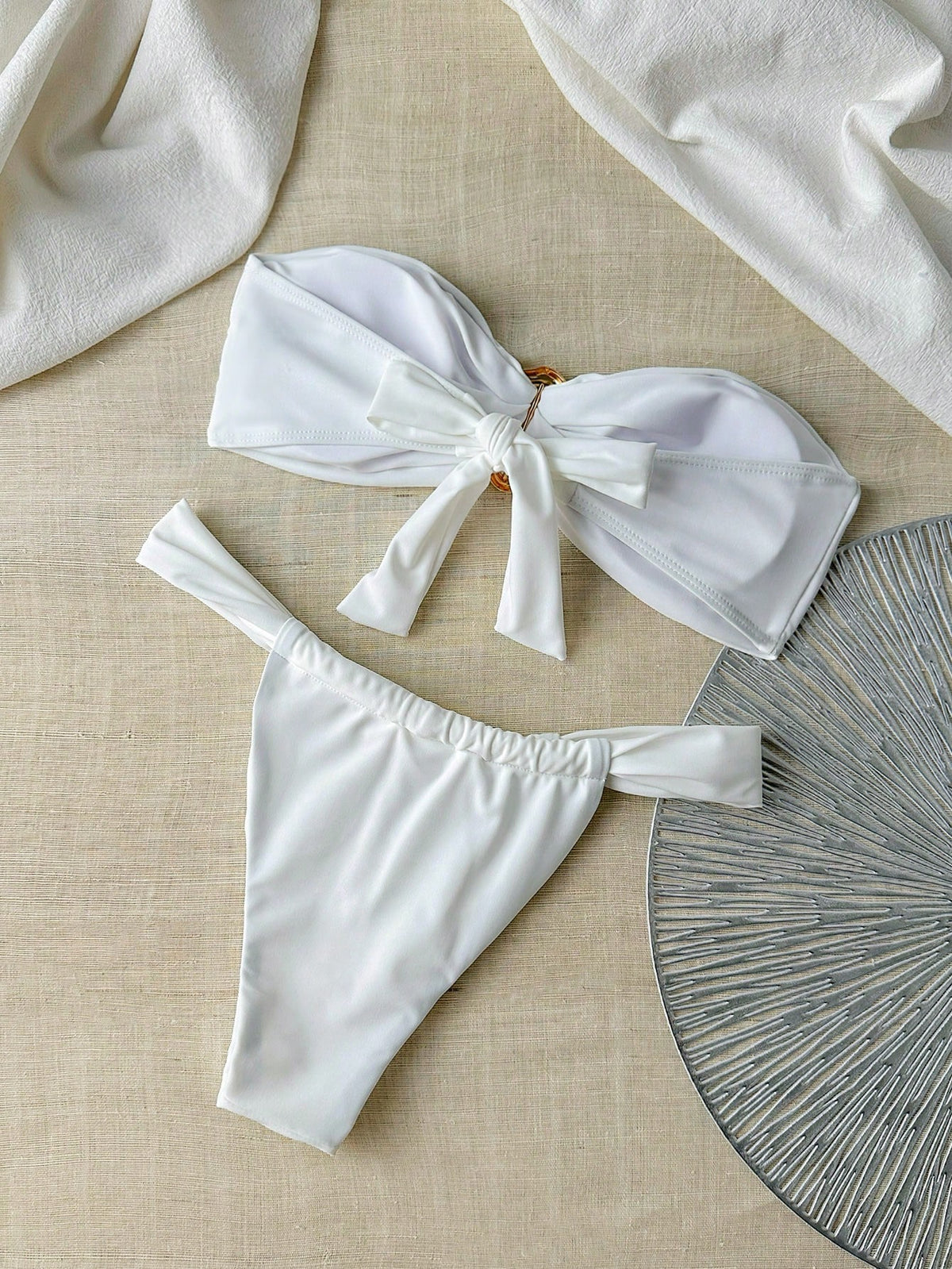 Swim Chiccia Women's Summer Solid Color Bandeau Metal Decor & Thong Bikini Set, Sexy