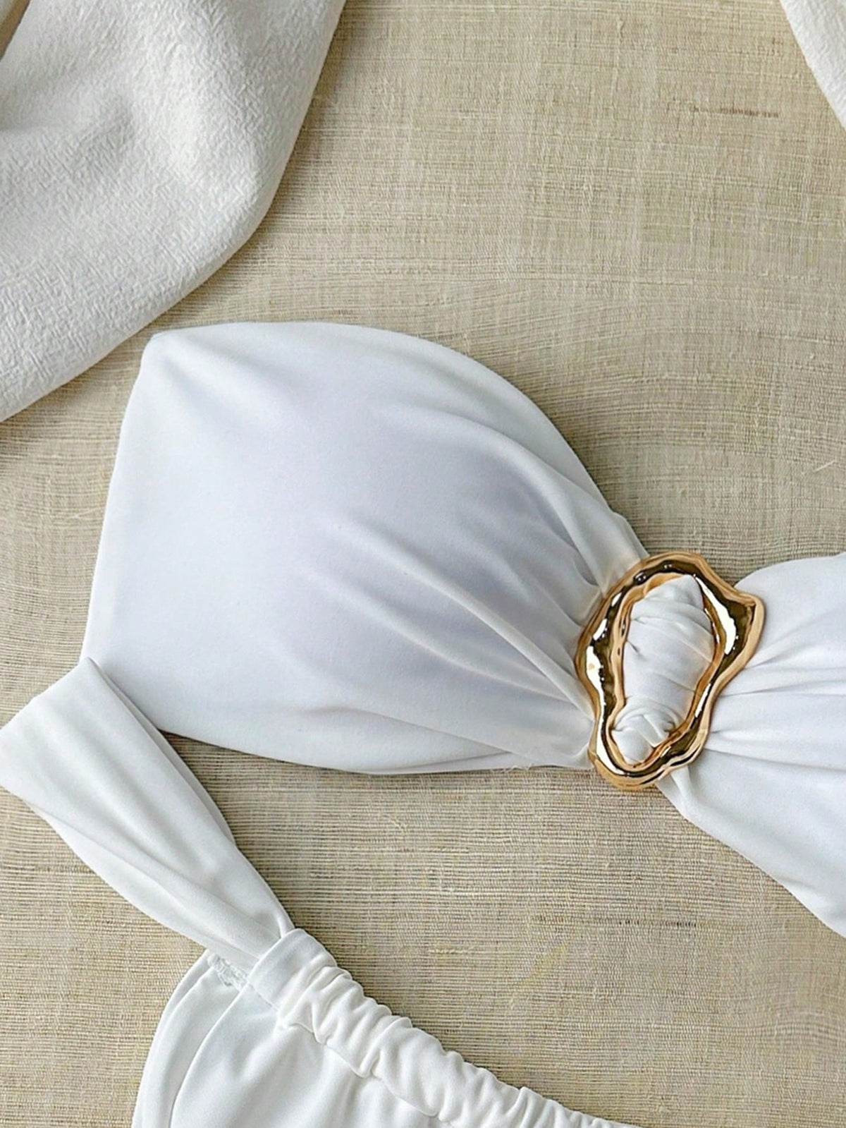 Swim Chiccia Women's Summer Solid Color Bandeau Metal Decor & Thong Bikini Set, Sexy