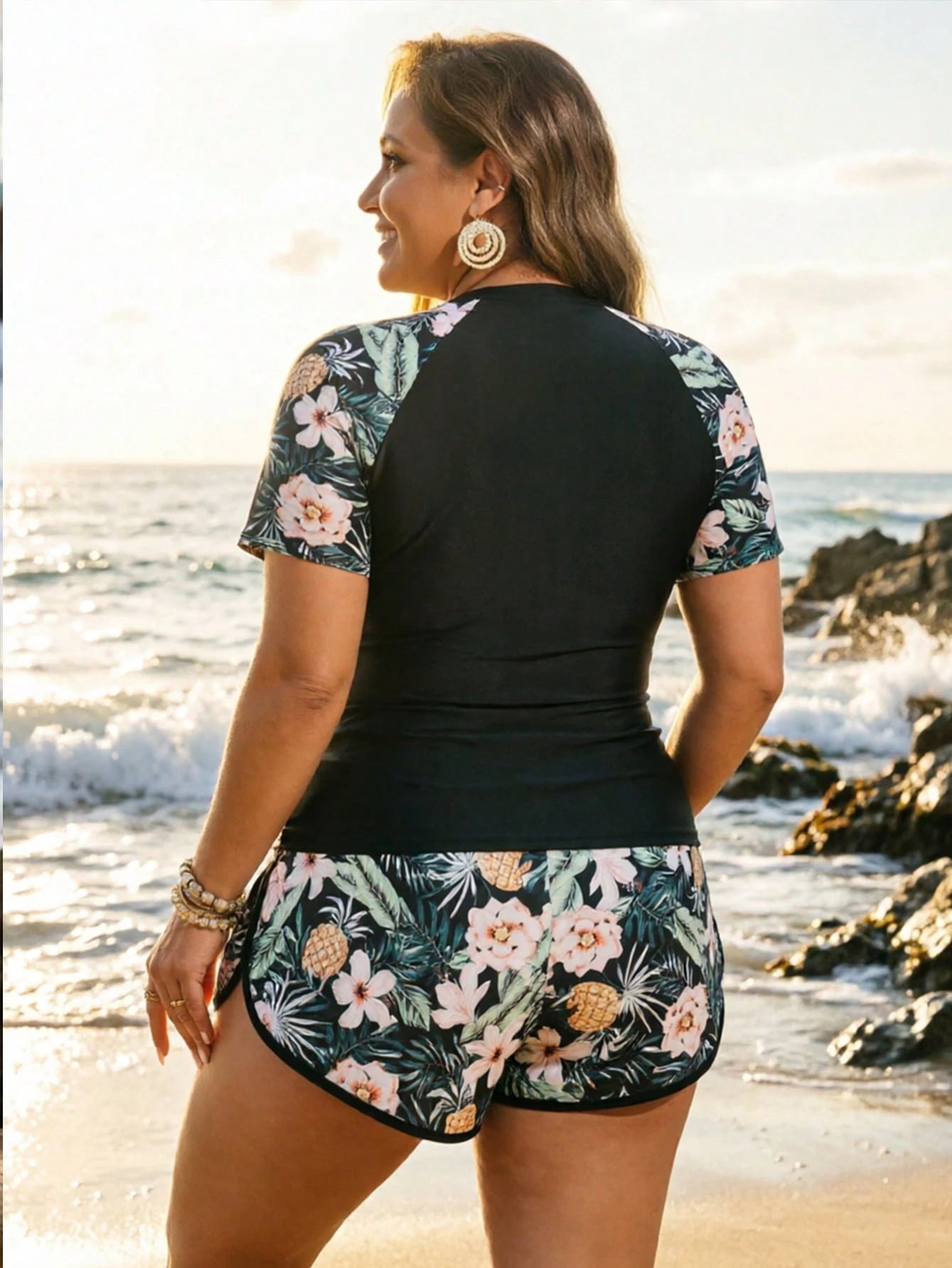 Swim SPRTY Plus Size Women 2pcs/Set White Long Sleeve Rash Guard Loose Shorts Bikini Set Set Beach Vacation Summer