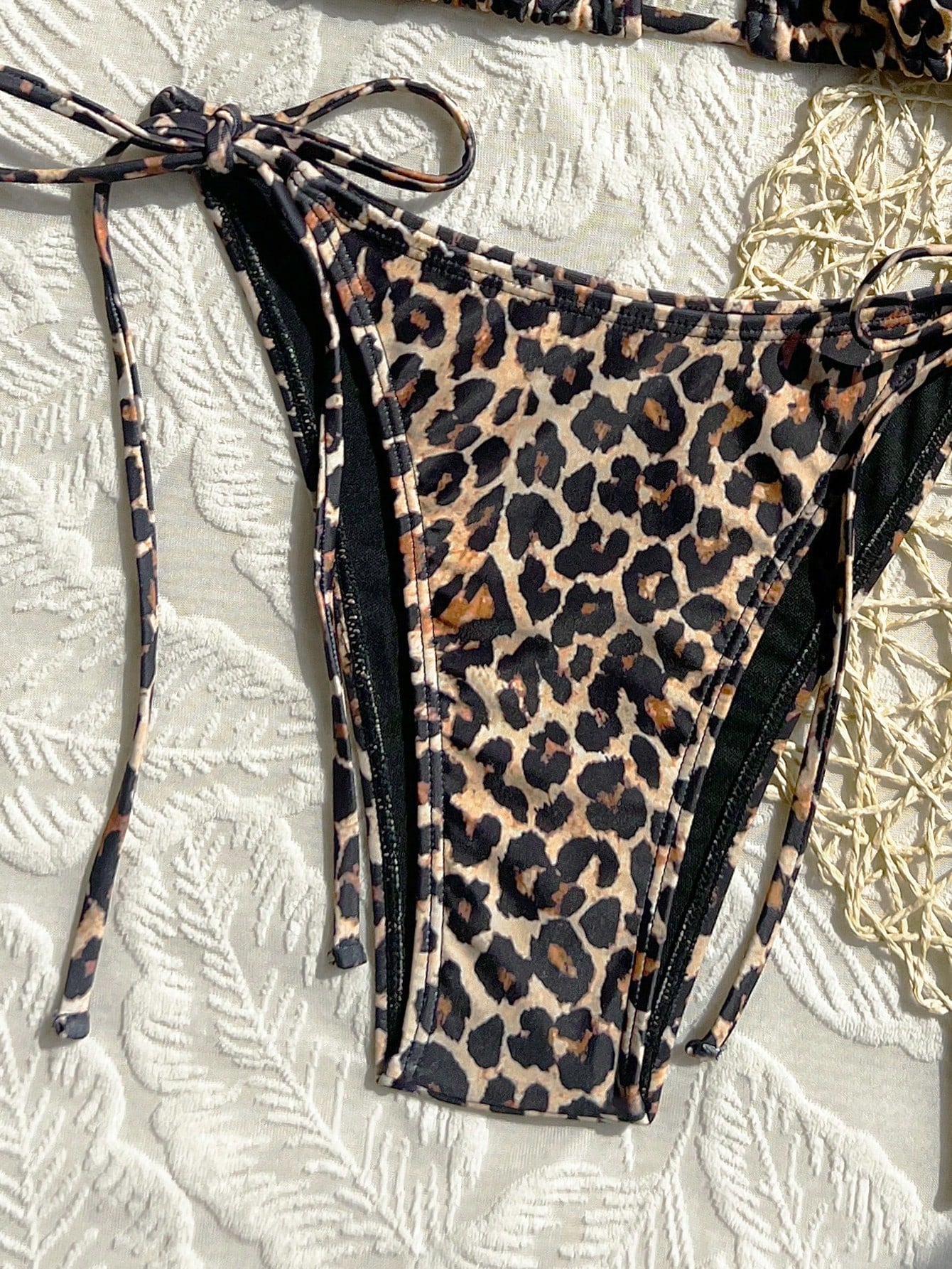 Swim Vcay 2026 Spring/Summer Women's Spaghetti Strap Halter Leopard Print Random Pattern Sexy Vacation Side Tie Thong Bikini 2-Piece Swimsuit