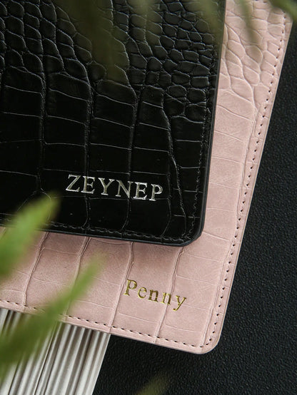 Takeoak 1pc Personalized Name Passport Holder, Customized Gold Letter Combination Faux Crocodile Leather Passport Cover, Customized Luxury Fashion Crocodile Pattern Card Holder