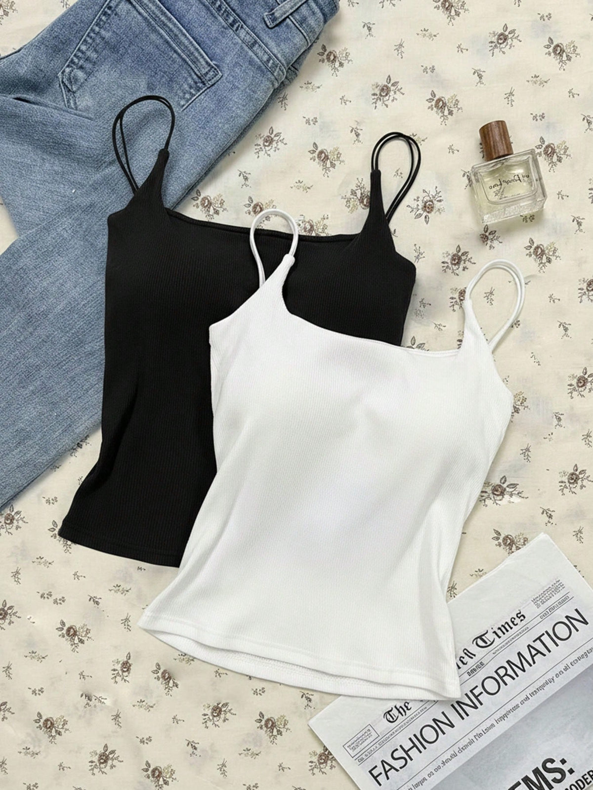 Tseoso 2 Packs Camisole Tops With Built-In Padded Bra,Black And White Ribbed Tank Top,Summer Basic Everyday Versatile Comfortable Stylish Cami For Women