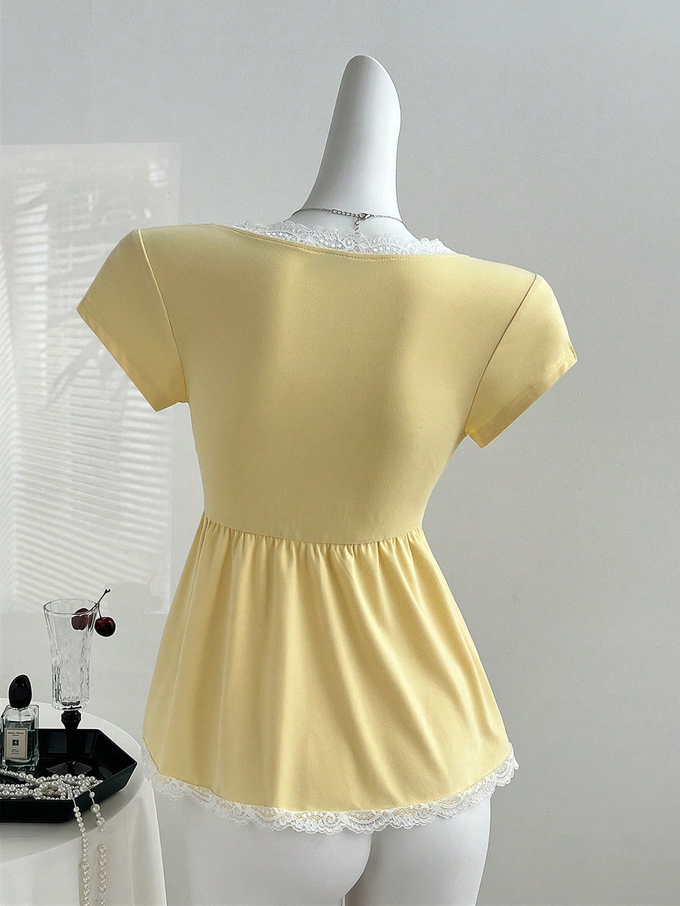 Unity Y2K Lace Trim Vacation Sweet Slim Fit T-Shirt