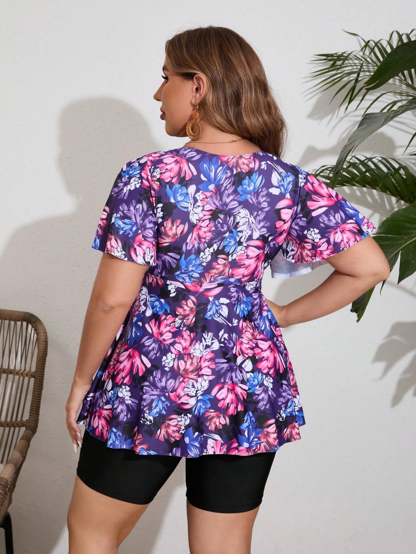 VETACATS Women Plus Size Tankini Set, Floral Print Sporty Swimsuit With Front Drawstring, Ruffle Trim, V-Neck, Stretchy Tank Top And Shorts, 2 Pcs Vacation Beach Summer