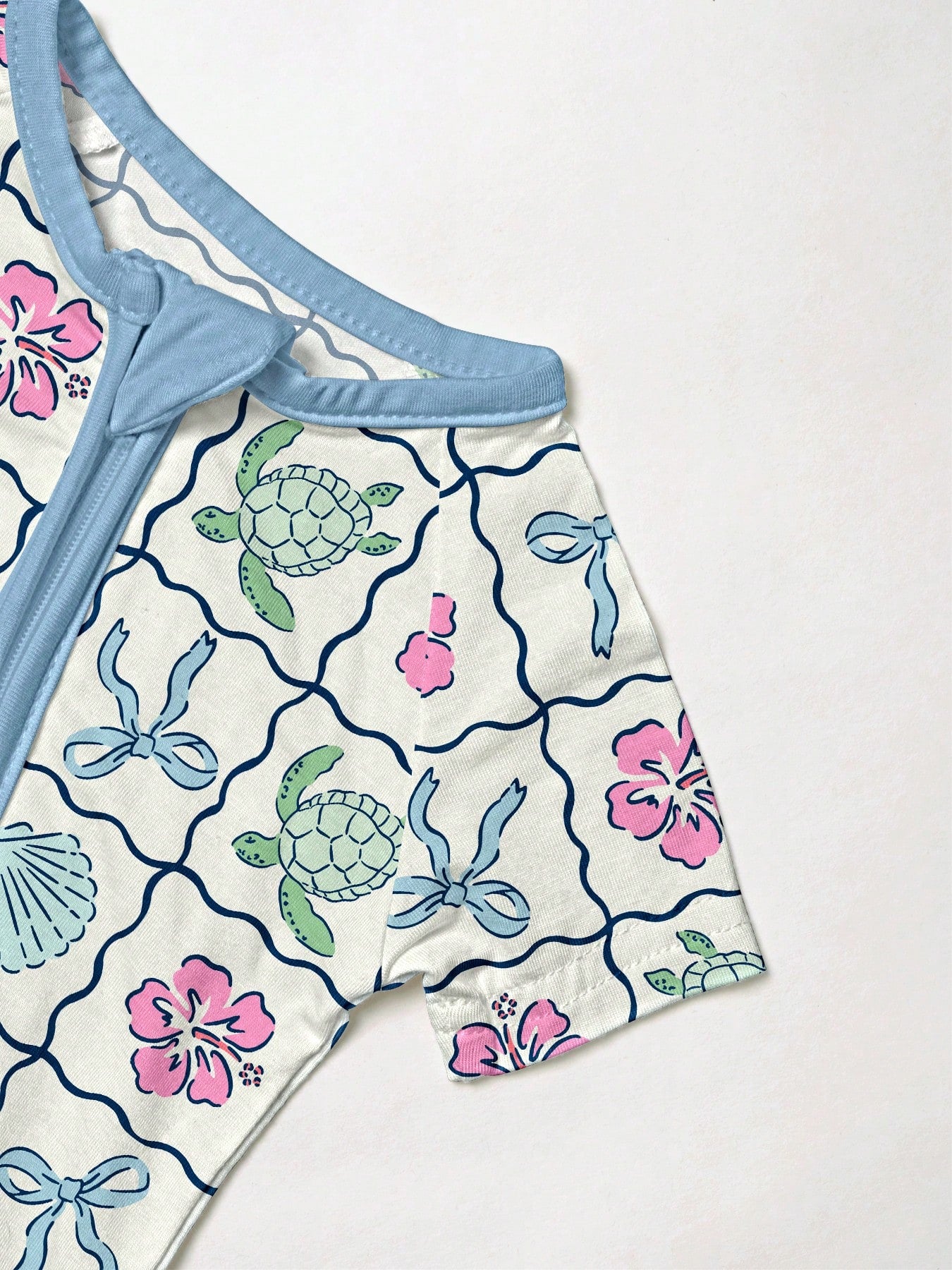 VISIKIDS Baby Bamboo Viscose Sea Turtle & Shell Print Short Sleeve 2-Way Zip Up Romper, Footless One Piece Outfit For Infants 0-24M, Blue White