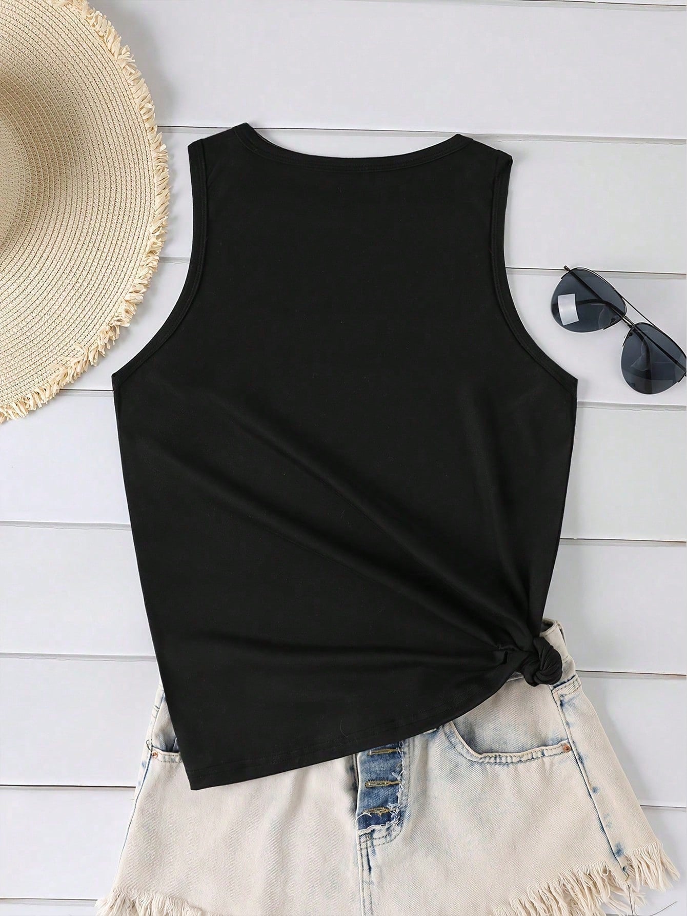 Western Vintage Bull Pattern Boho Summer Top, Round Neck Tank Top For Casual Summer Outfits, Plus Size Round Neck Casual Tank Top For Women