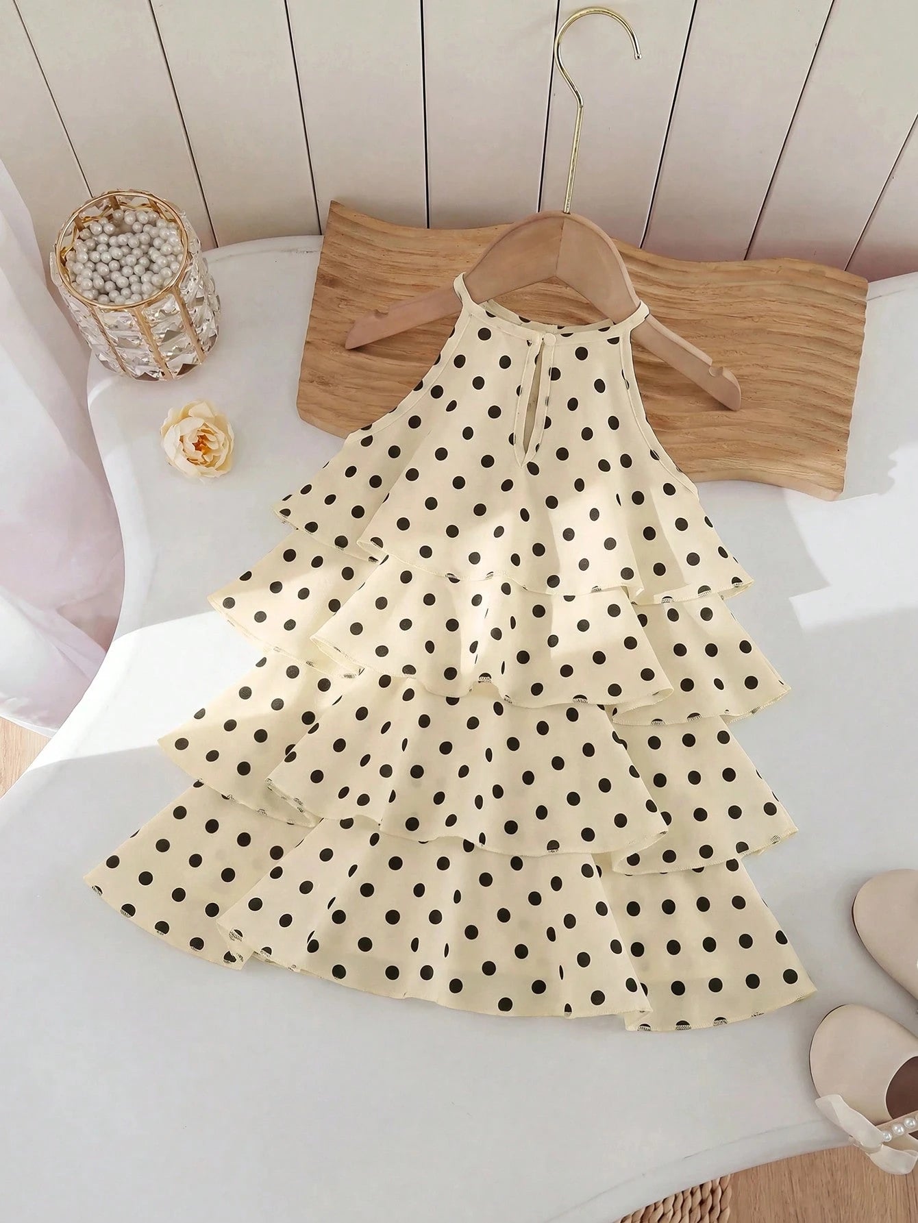 White And Black Polka Dot Baby Girls Halter Mini Dress,Cute Summer Party Tiered Ruffle Dresses With Floral Embellishment,Elegant Kid Clothes,1pc