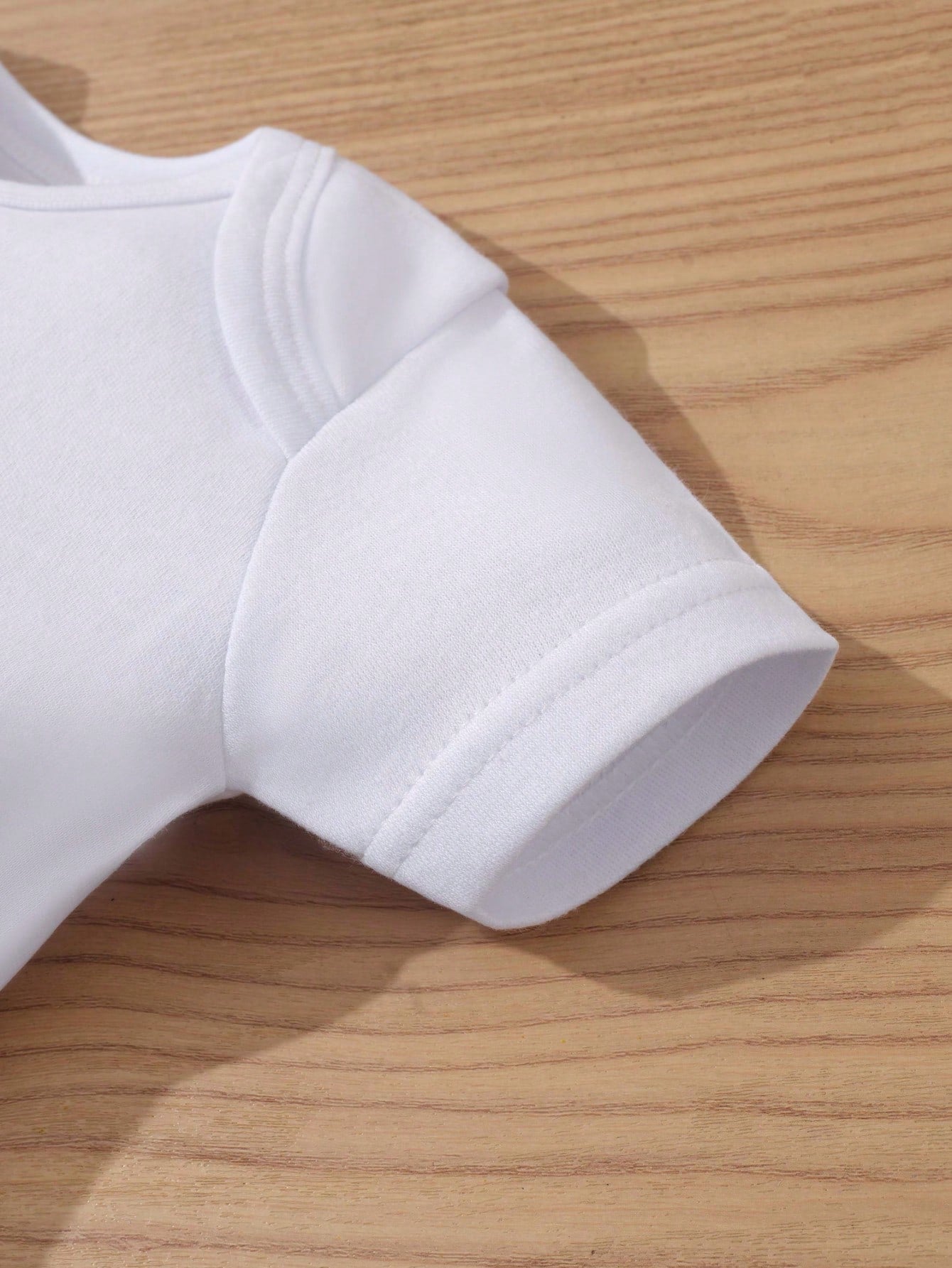 White Baby Romper With Grandma's Little Peanut Pattern Baby Boys And Girls 2025 Newborn Baby Bodysuit Casual Short Sleeve Knitted Fabric Monogram Print Regular Baby Clothing Suitable For Outdoors