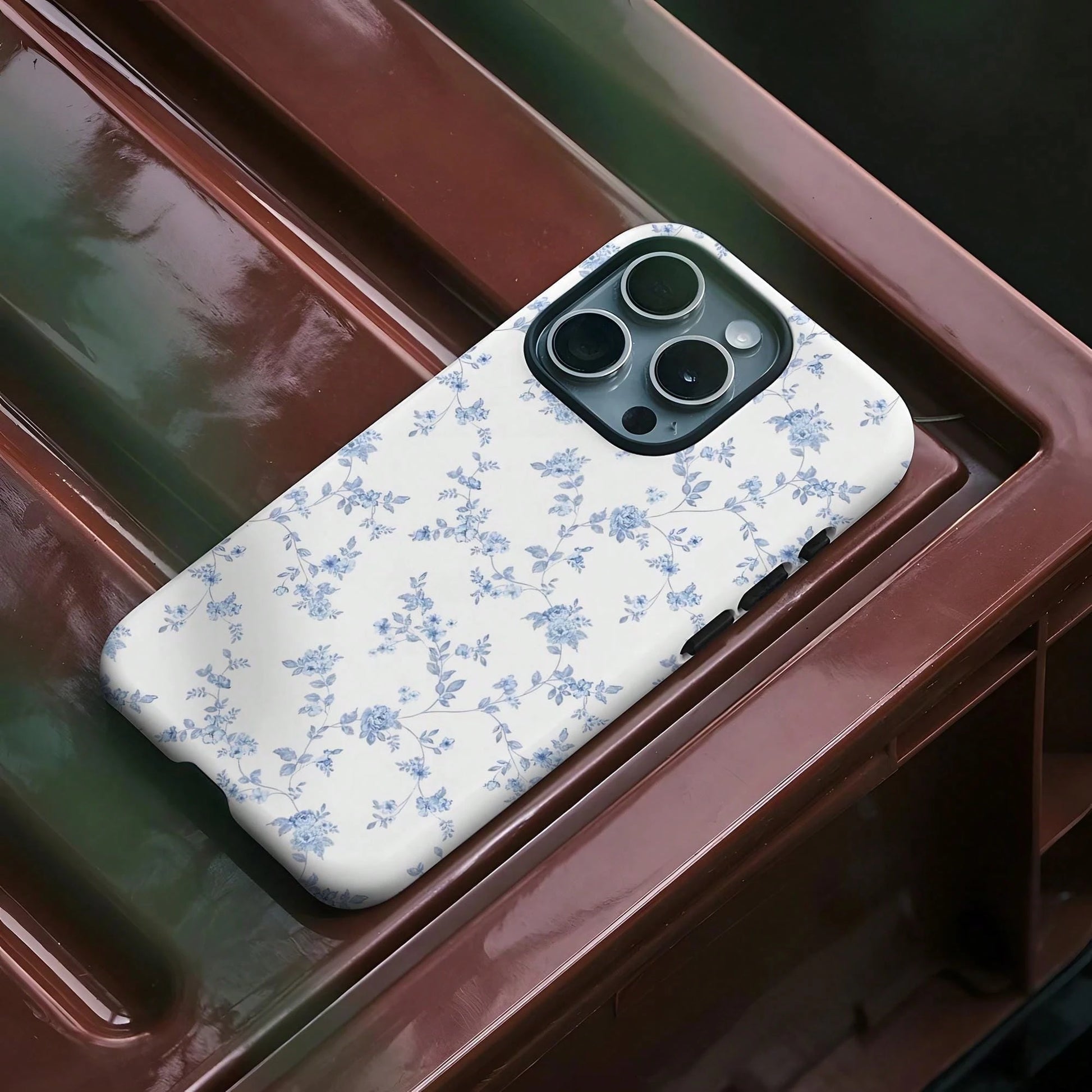 White Blue Chinese Style Elements Fashion Phone Cases White Blue Floral Fashion Phone Cases Blue & White Floral Chinese Style Phone Case, Compatible With IPhone 17 Air, 17 Pro Max, 16 Pro, 15, 14 Plus