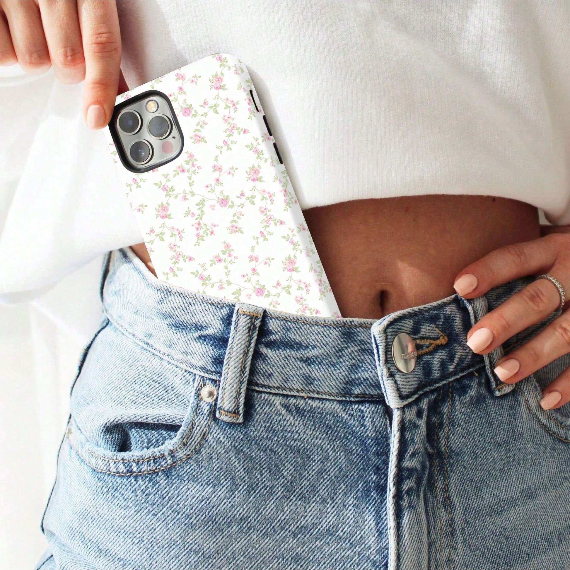 White Blue Chinese Style Elements Fashion Phone Cases White Blue Floral Fashion Phone Cases Blue & White Floral Chinese Style Phone Case, Compatible With IPhone 17 Air, 17 Pro Max, 16 Pro, 15, 14 Plus