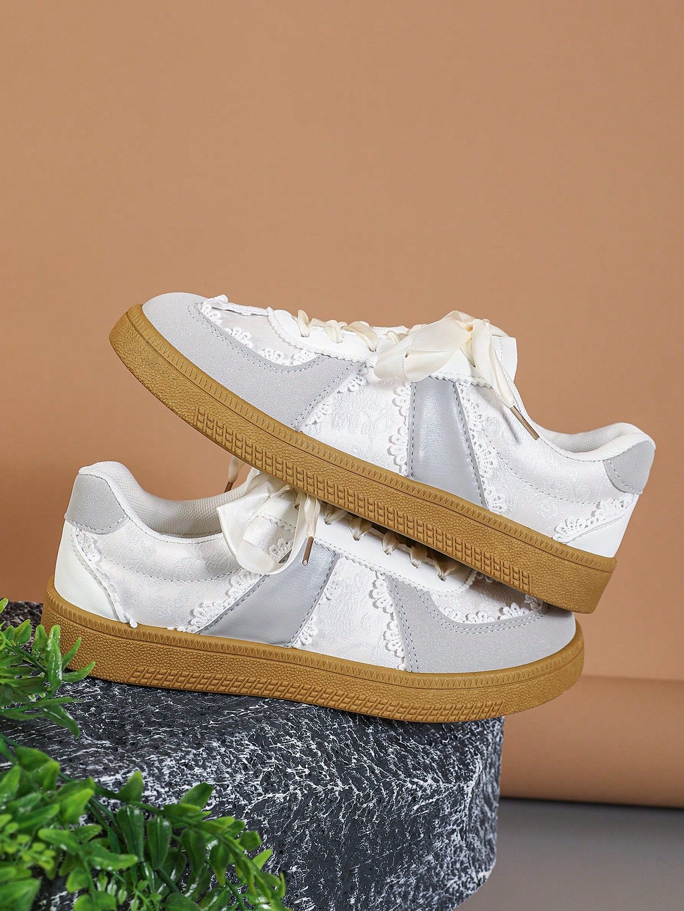 Women's Casual Sports Shoes, Mesh Breathable Versatile Sneakers, Lace-Up Ballet Flat Style, Sports Shoes, Women Shoes, Light Gray