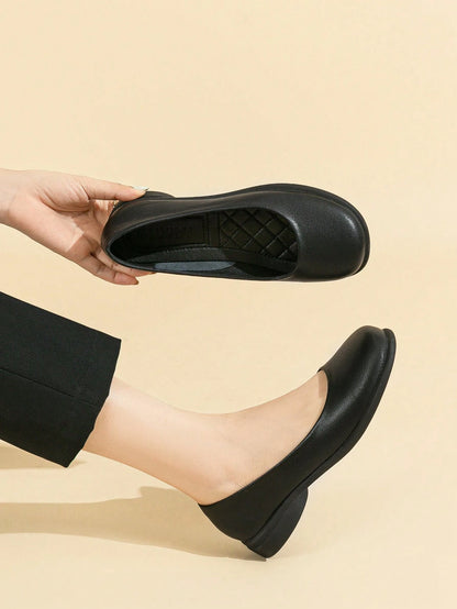 Women's Comfortable Black Flat Slip-On Casual Shoes, Soft & Gentle Office Work Shoes, Breathable Laser Cut Pattern Lightweight Ballet Flats