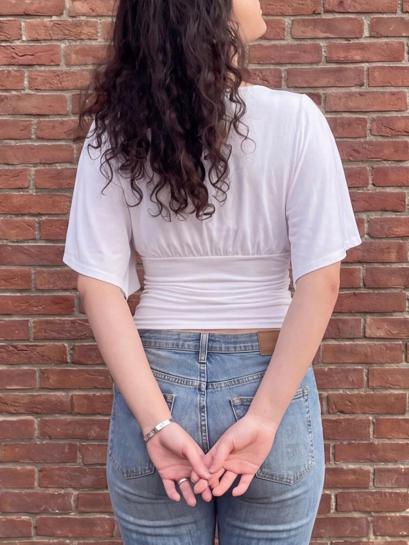 Women's New Fashionable And Elegant White Casual Waist-Cinched T-Shirt, Suitable For Daily Wear, School, Beach, Vacation And Home Summer, Flattering Silhouette