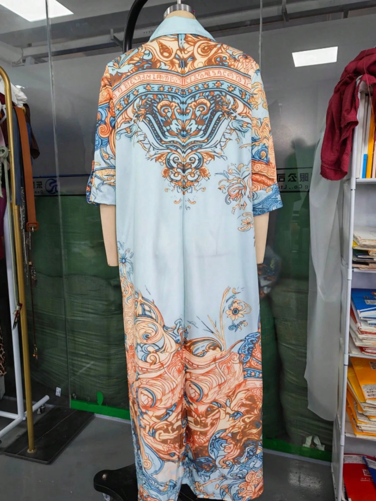 Women's Retro Scroll Print Chiffon Shirt Maxi Dress, 3/4 Sleeve Button Front Loose Vacation Long Dress, Elegant Wedding Guest Beach Cover Up Dress