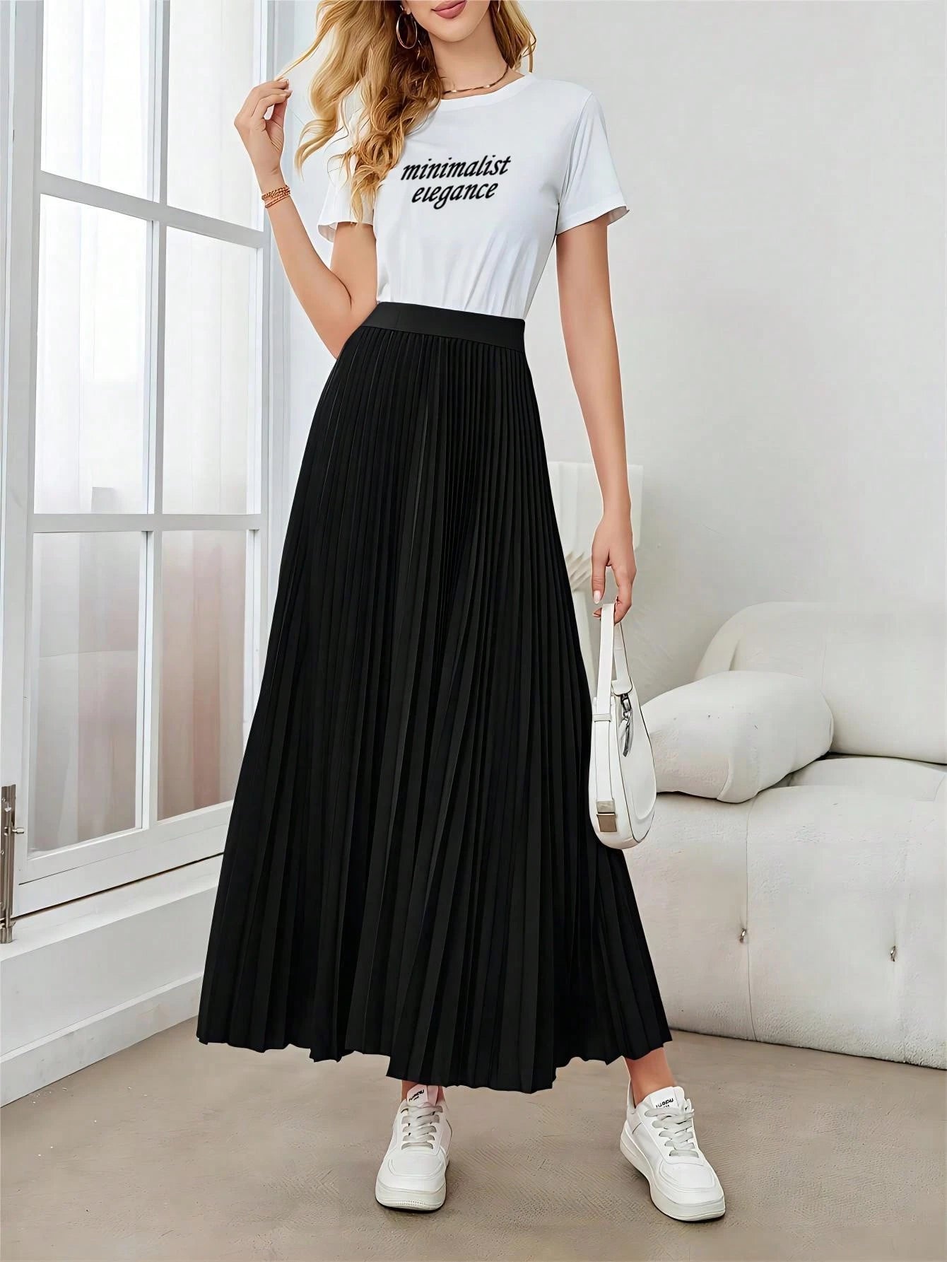Women's Simple & Elegant Versatile Fashionable Pleated Skirt Casual Black Spring