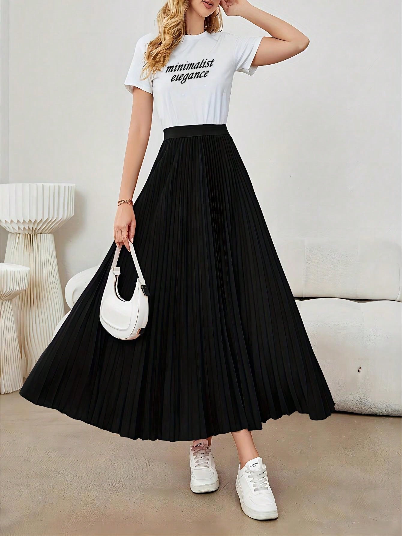 Women's Simple & Elegant Versatile Fashionable Pleated Skirt Casual Black Spring