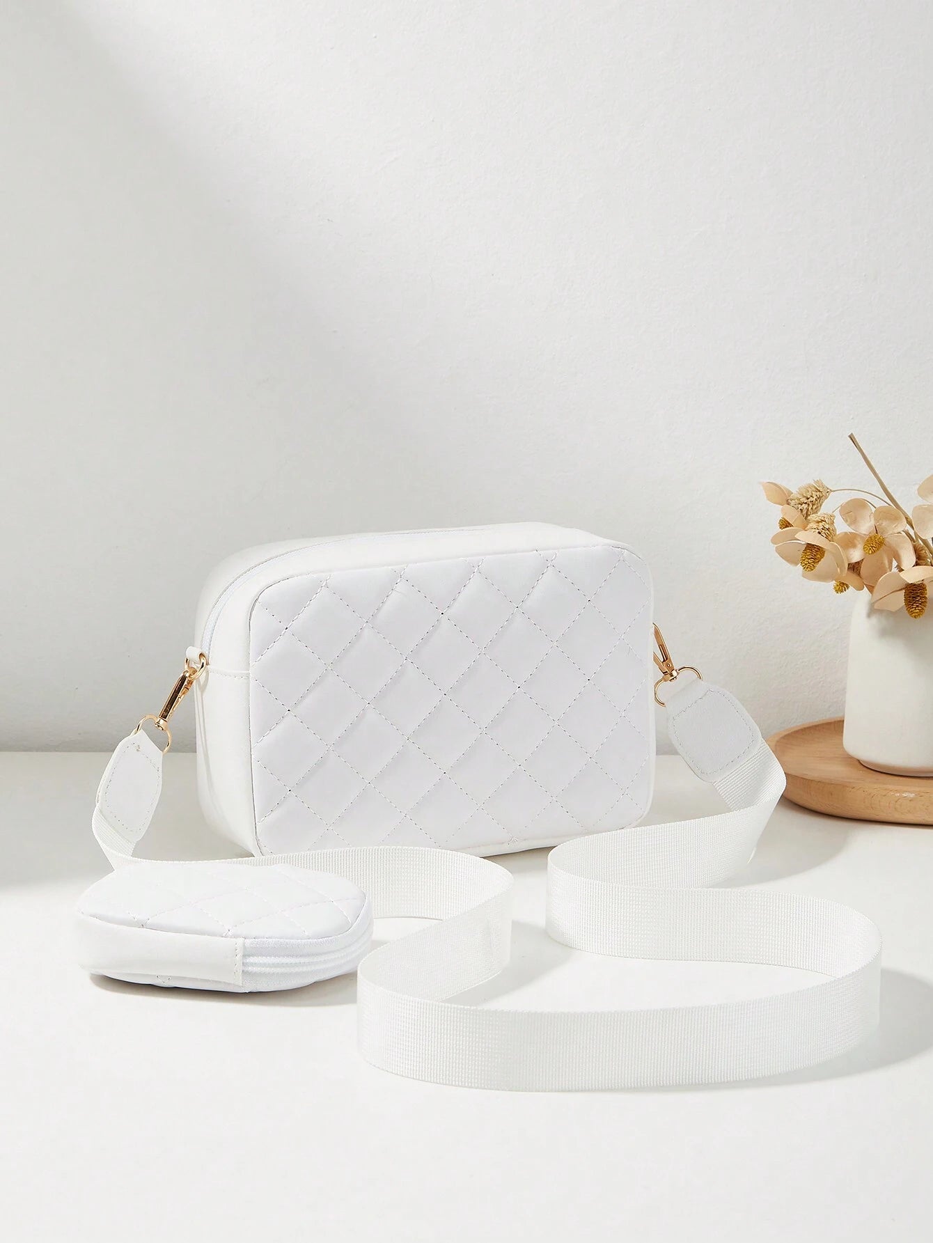 Women's Small Square Shoulder Crossbody Bag, Quilted Diamond-Patterned Purse, Mini Pouch