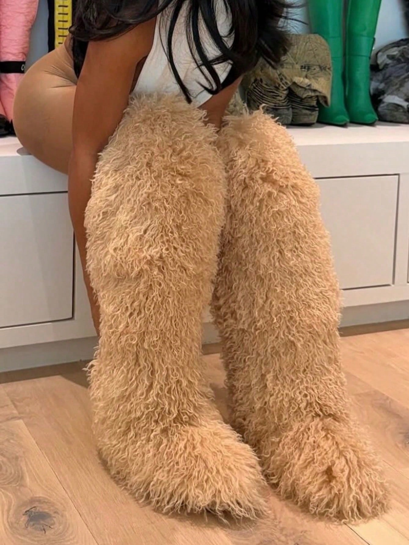 Women's Winter Knee High Boots Pull-On Faux Fur Round Toe Strap Boots For Women Comfy Plush Warm Outdoor Indoor Flat Shoes Punk Party Dressy Furry Fluffy Winter Autumn Fall Boots