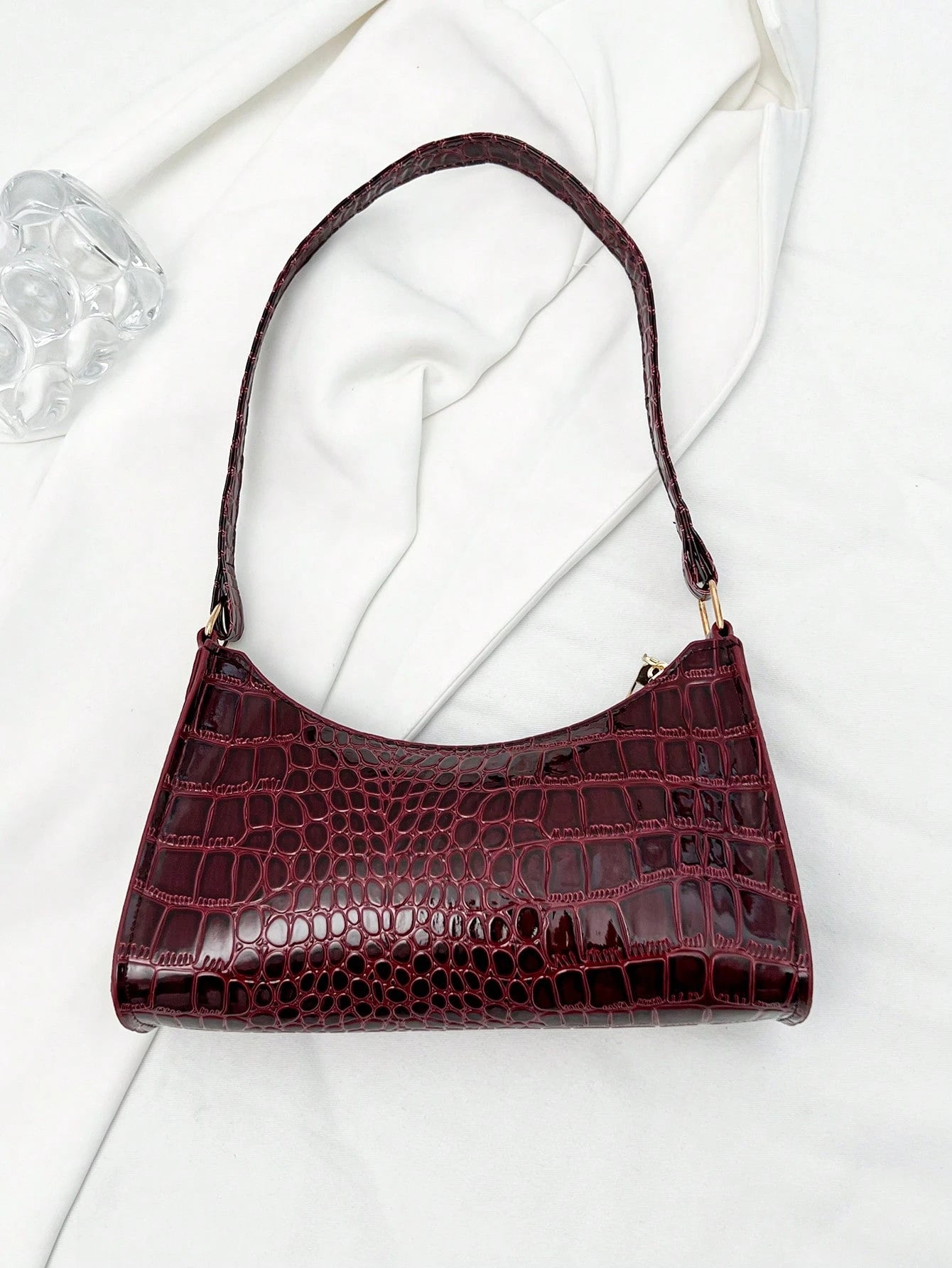 Women Solid Color Minimalist Shoulder Bag, Casual For Daily Use, Fashionable Burgundy Bag, Red Bag, Burgundy Bag