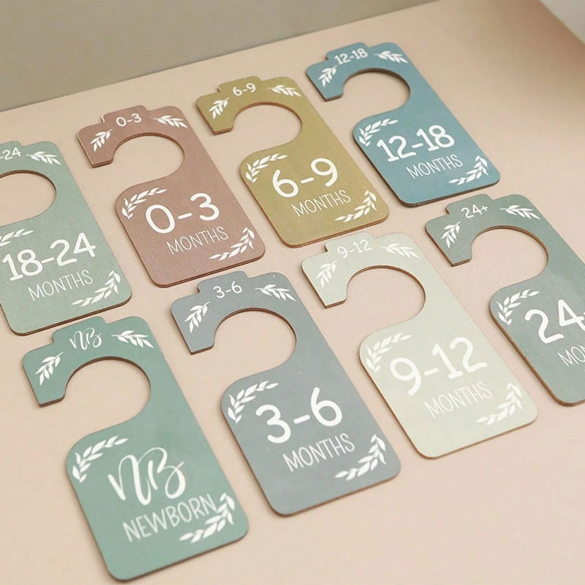 Wooden Baby Wardrobe Divider, Double-Sided Colorful Design, Suitable For Baby Room Decor, Can Separate Different Sizes Of Hangers, Ideal Gift For Christmas, Halloween, Thanksgiving