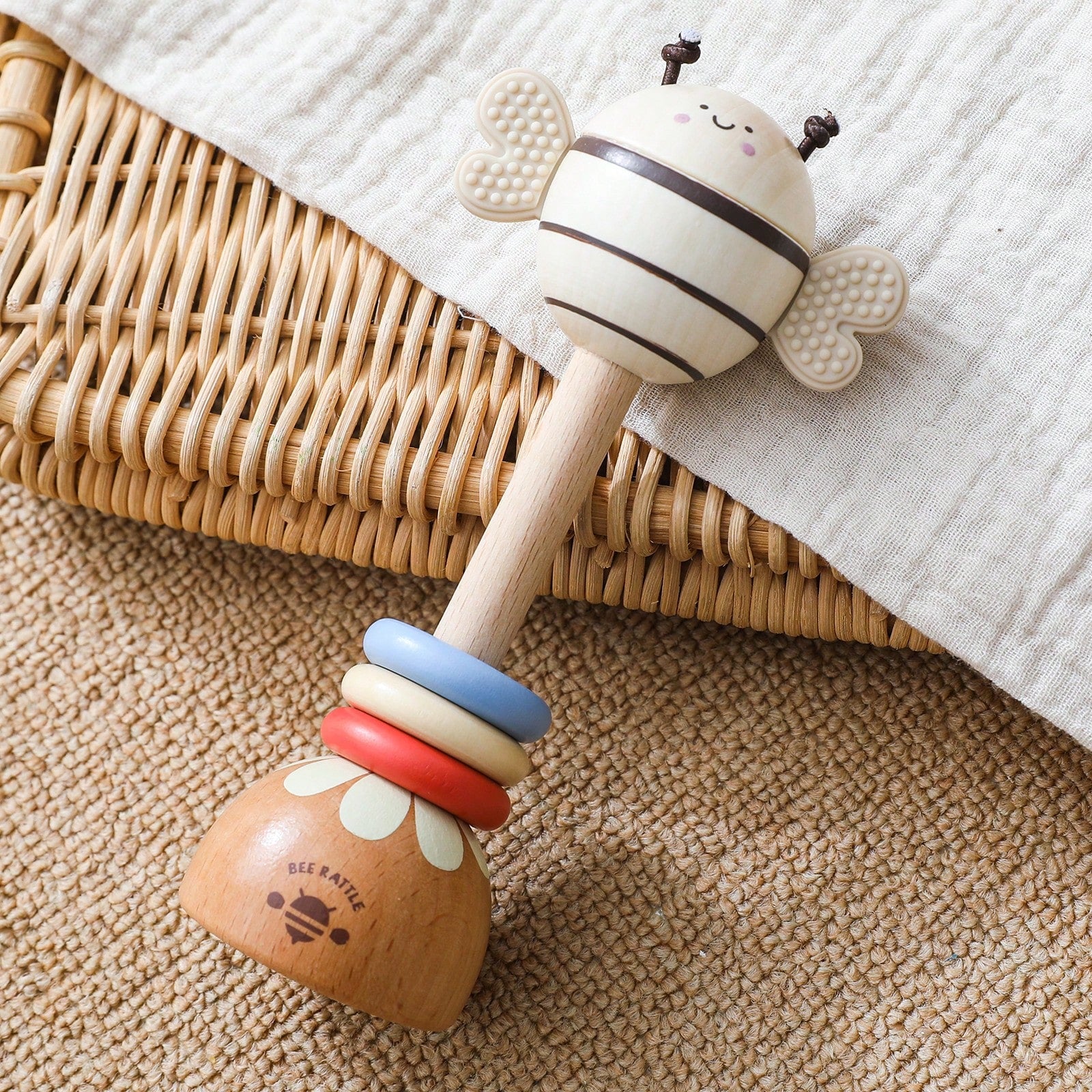 Wooden Long Handle Bee Rattle, Multifunctional Teether Rattle 2-In-1, Easy-To-Grip Baby Chewing Toy, Movable Three-Color Wooden Ring To Attract Baby's Attention, Standable Cartoon Bee Ornament