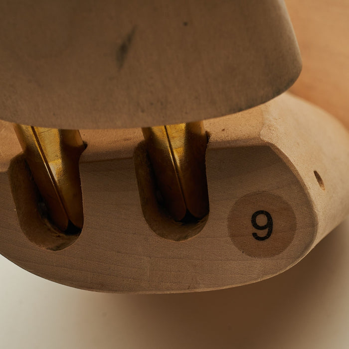 Wooden Shoe Trees UK 9