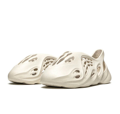 Yeezy Foam RNNR "White"