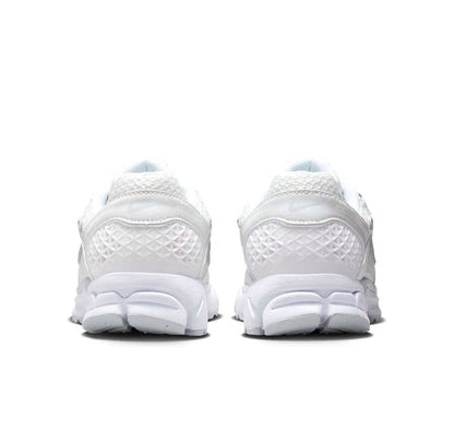 Nike Zoom Vomero 5 Chrome Toe
